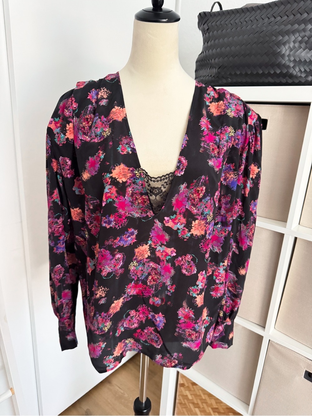 IRO Tool Floral Print V-neck Blouse Top Silk Purple Lace